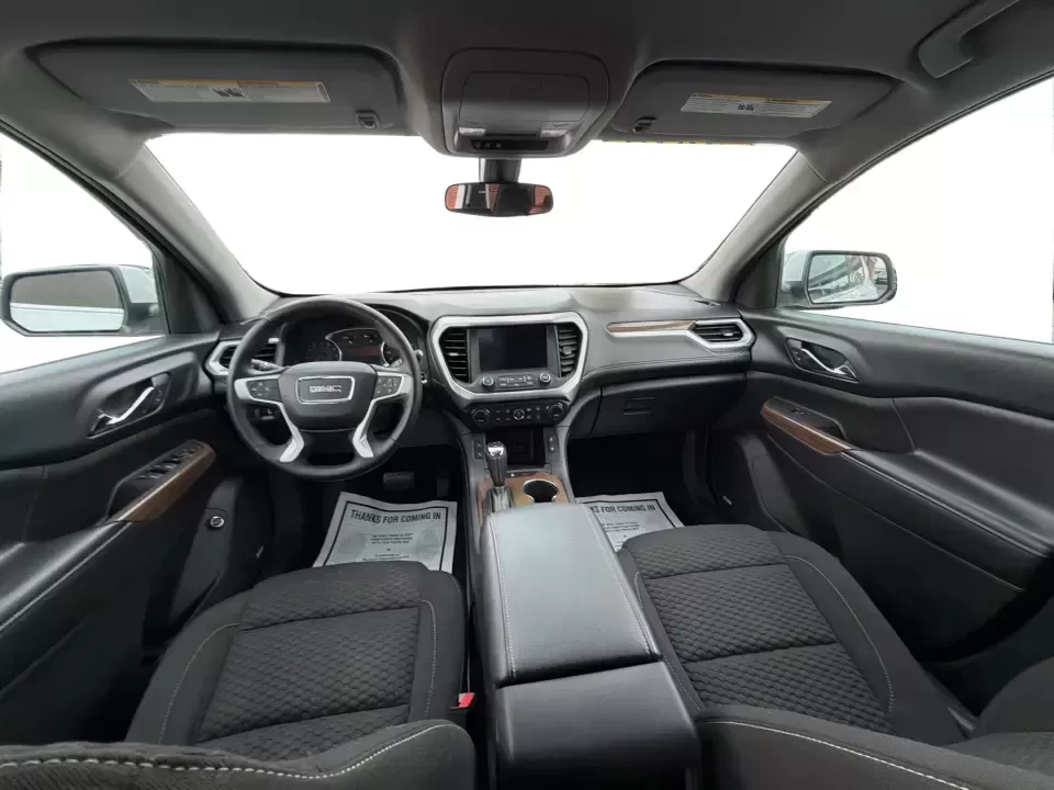 2017 GMC Acadia SLE-2 (1GKKNSLS1HZ) with an 2.5L L4 DOHC 16V engine, 6A transmission, located at 1230 East Main St, Xenia, OH, 45385, (937) 908-9800, 39.688026, -83.910172 - Ready for a busy family week in Troy and a weekend escape to Hocking Hills? This 2017 GMC Acadia SLE-2 is the kind of midsize SUV that fits real life-school drop-offs, grocery runs, long commutes down I-75, and road trips with friends-while giving you the confidence of available traction and the pra - Photo#21