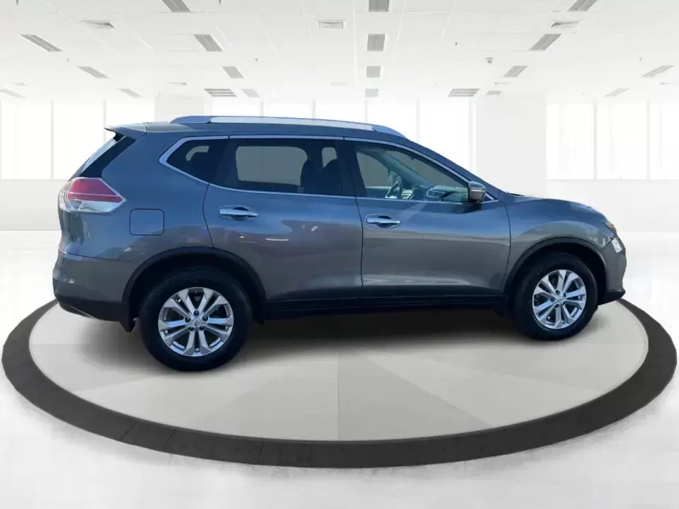 2015 Nissan Rogue SV (5N1AT2MVXFC) with an 2.5L I-4 DOHC engine, Continuously Variable Transmission transmission, located at 4508 South Dixie Dr, Moraine, OH, 45439, (937) 908-9800, 39.689976, -84.218452 - Whether you're juggling school drop-offs, commuting down I-75, or planning a weekend escape to Cox Arboretum or the RiverScape MetroPark, this 2015 Nissan Rogue SV is the kind of compact SUV that fits real life in Moraine. With available all-weather capability, flexible seating, and everyday comfort - Photo#1
