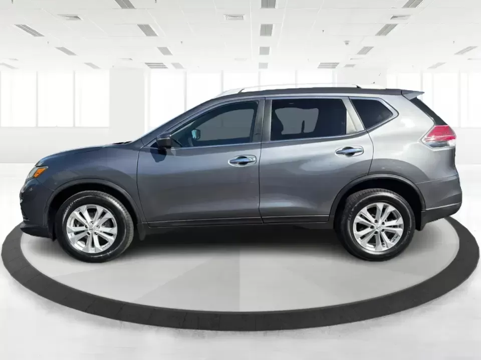 2015 Nissan Rogue SV (5N1AT2MVXFC) with an 2.5L I-4 DOHC engine, Continuously Variable Transmission transmission, located at 4508 South Dixie Dr, Moraine, OH, 45439, (937) 908-9800, 39.689976, -84.218452 - Whether you're juggling school drop-offs, commuting down I-75, or planning a weekend escape to Cox Arboretum or the RiverScape MetroPark, this 2015 Nissan Rogue SV is the kind of compact SUV that fits real life in Moraine. With available all-weather capability, flexible seating, and everyday comfort - Photo#5