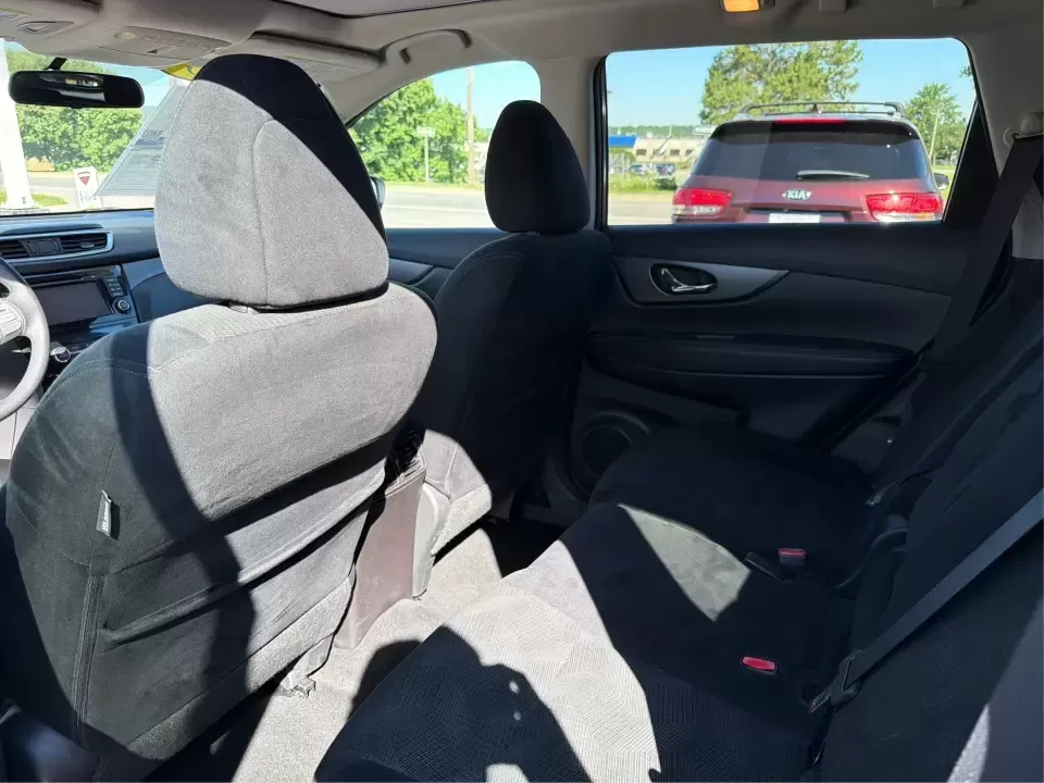 2015 Nissan Rogue SV (5N1AT2MVXFC) with an 2.5L I-4 DOHC engine, Continuously Variable Transmission transmission, located at 4508 South Dixie Dr, Moraine, OH, 45439, (937) 908-9800, 39.689976, -84.218452 - Whether you're juggling school drop-offs, commuting down I-75, or planning a weekend escape to Cox Arboretum or the RiverScape MetroPark, this 2015 Nissan Rogue SV is the kind of compact SUV that fits real life in Moraine. With available all-weather capability, flexible seating, and everyday comfort - Photo#10