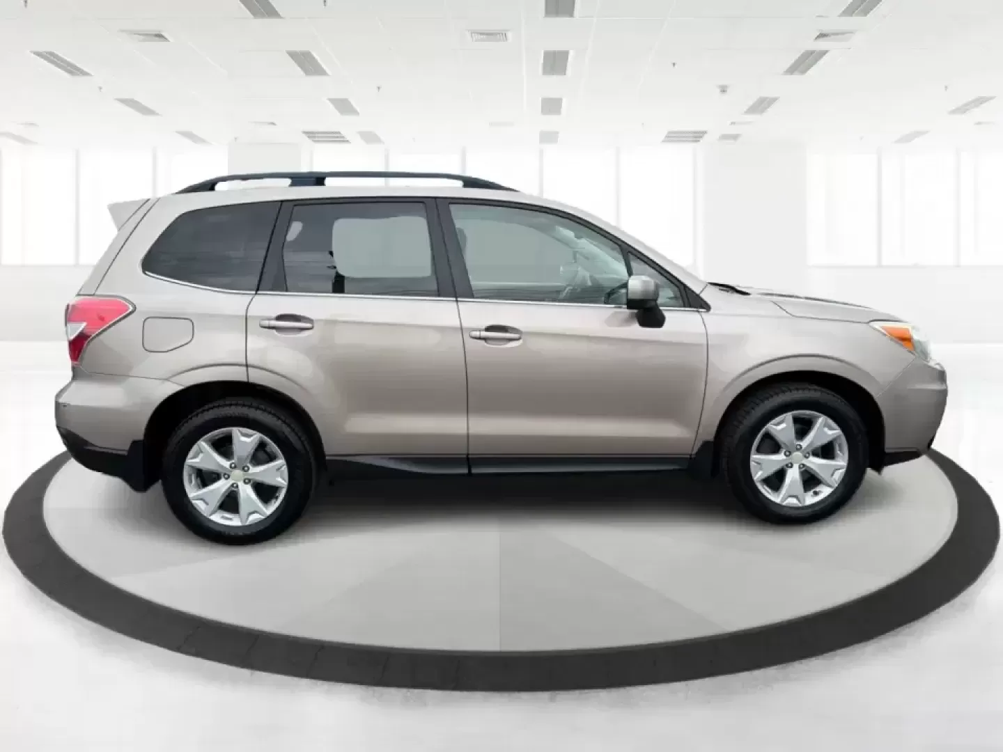 2015 Subaru Forester 2.5i Limited (JF2SJAHC8FH) with an 2.5L H-4 DOHC engine, 6-Speed Automatic transmission, located at 401 Woodman Dr, Riverside, OH, 45431, (937) 908-9800, 39.760899, -84.123421 - Adventure-ready for Midwest weather and everyday life, this 2015 Subaru Forester 2.5i Limited is a smart fit for commuters, active families, and weekend explorers who want confident traction, flexible cargo space, and a comfortable cabin. Whether you're loading up for a soccer Saturday, commuting ac - Photo#1