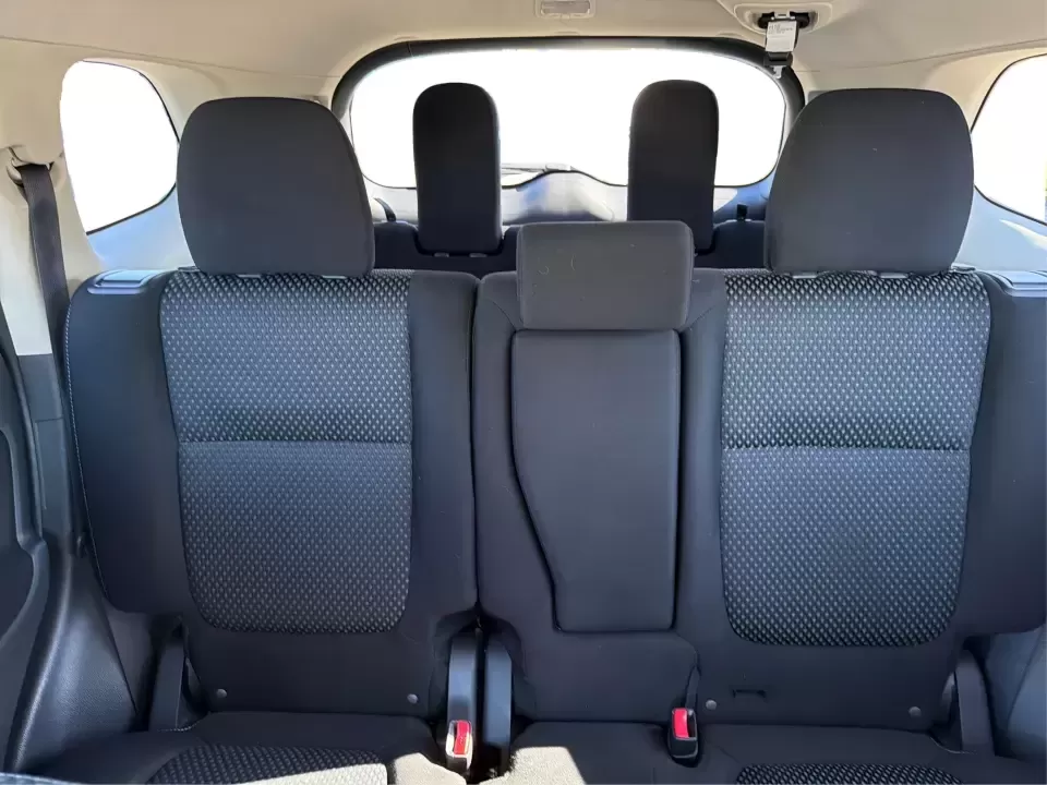 2016 Mitsubishi Outlander ES (JA4AD2A30GZ) with an 2.4L I-4 variable valve control engine, CVT transmission, located at 8750 N County Rd 25A, Piqua, OH, 45356, (937) 908-9800, 40.164391, -84.232513 - Weekend road trips to Indian Lake, daily commutes down I75, or shuttling kids between practice and school-this 2016 Mitsubishi Outlander ES is built for real-life schedules in and around Piqua, Ohio. Finished in Diamond White Pearl, this versatile SUV blends family-friendly space with easy-to-live-w - Photo#14