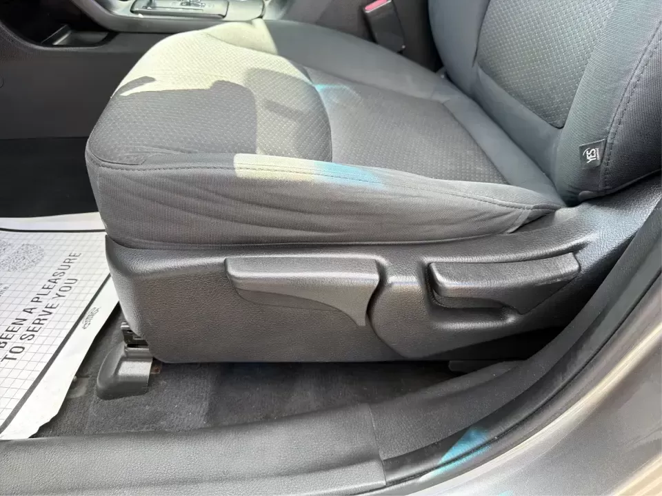 2013 Kia Sorento LX 2WD (5XYKT3A69DG) with an 2.4L L4 DOHC 16V engine, 6-Speed Automatic transmission, located at 8750 N County Rd 25A, Piqua, OH, 45356, (937) 908-9800, 40.164391, -84.232513 - Pack up the kids, load the cooler, and point your weekend plans toward Indian Lake or a quick getaway down I-75-this 2013 Kia Sorento LX 2WD is the kind of practical SUV that fits real life in Piqua. With roomy seating, flexible cargo space, and everyday comfort, it's a smart pick for growing famili - Photo#18