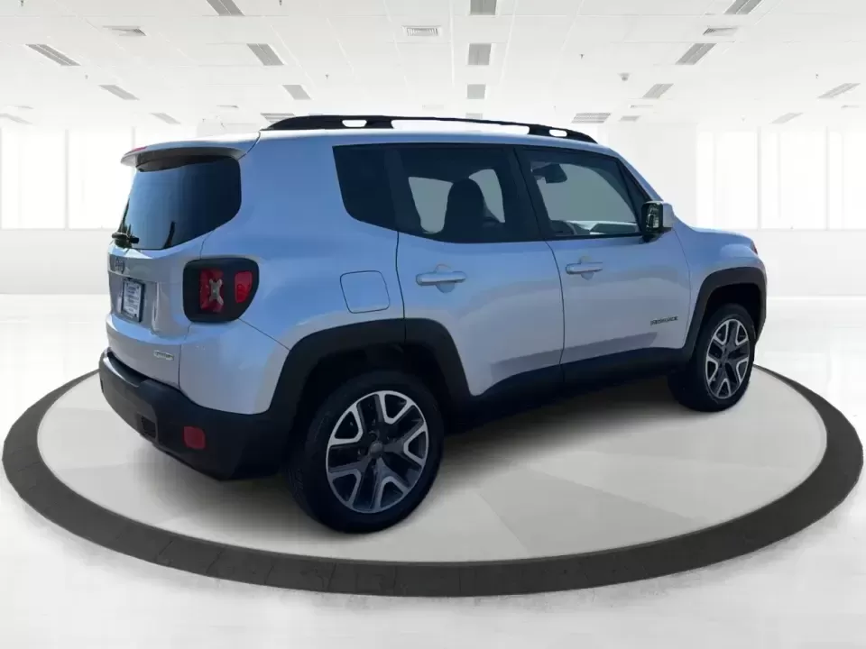 2015 Jeep Renegade Latitude (ZACCJBBT5FP) with an 2.4L L4 engine, 6-Speed Manual transmission, located at 1230 East Main St, Xenia, OH, 45385, (937) 908-9800, 39.688026, -83.910172 - Weekend adventures, snowy commutes, and day-to-day errands around Greene County feel a lot more fun when you're driving something that's compact, capable, and easy to live with. This 2015 Jeep Renegade Latitude is built for drivers who want SUV versatility without the full-size footprint-perfect for - Photo#2