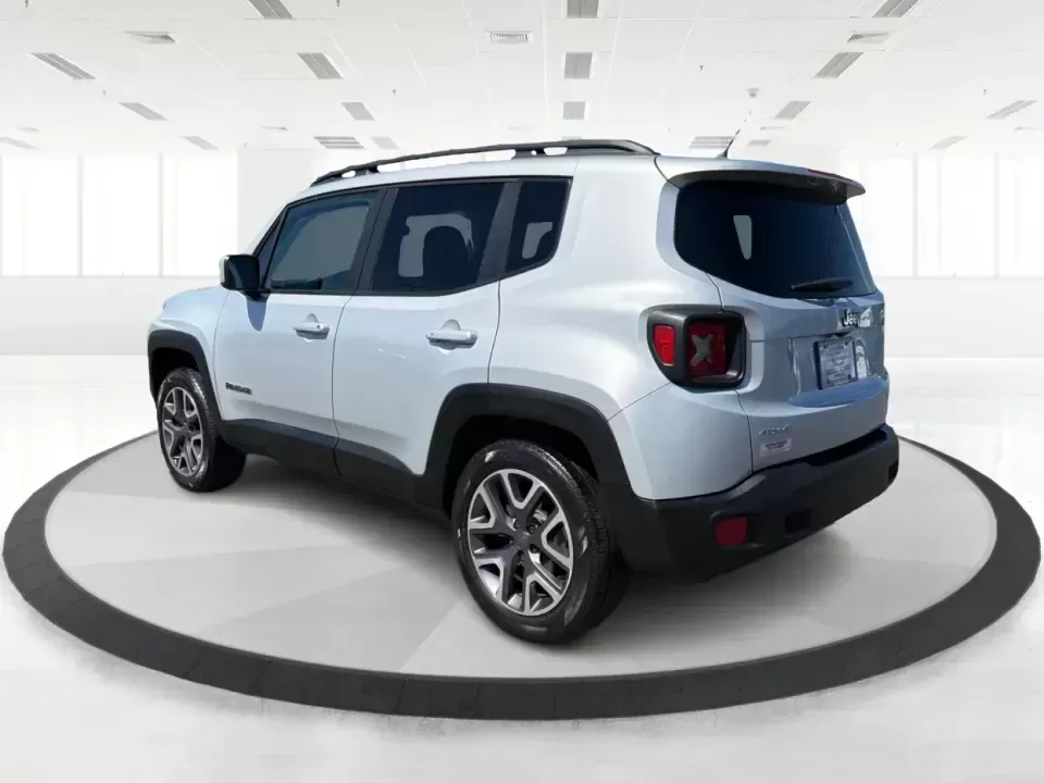 2015 Jeep Renegade Latitude (ZACCJBBT5FP) with an 2.4L L4 engine, 6-Speed Manual transmission, located at 1230 East Main St, Xenia, OH, 45385, (937) 908-9800, 39.688026, -83.910172 - Weekend adventures, snowy commutes, and day-to-day errands around Greene County feel a lot more fun when you're driving something that's compact, capable, and easy to live with. This 2015 Jeep Renegade Latitude is built for drivers who want SUV versatility without the full-size footprint-perfect for - Photo#4