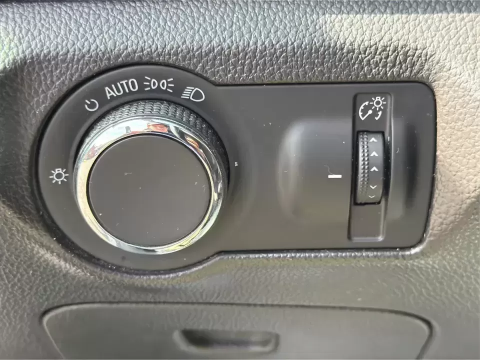 2014 Chevrolet Cruze LS Auto (1G1PA5SG0E7) with an ECOTEC 1.8L I-4 DOHC engine, 6-Speed Automatic transmission, located at 401 Woodman Dr, Riverside, OH, 45431, (937) 908-9800, 39.760899, -84.123421 - Picture your next week in Riverside: an easy I675 commute to Wright-Patterson AFB, quick grocery runs near Airway Shopping Center, and a comfortable weekend drive down Woodman Dr toward Downtown Dayton-without stretching your budget. This 2014 Chevrolet Cruze LS Auto is a smart, practical sedan for - Photo#17