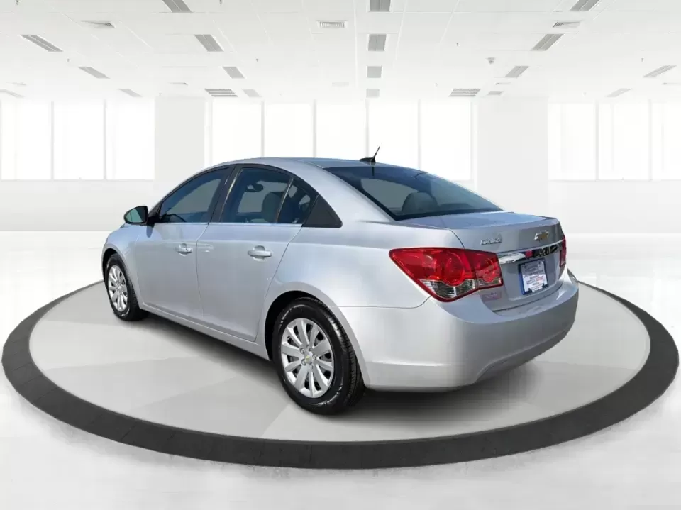 2011 Chevrolet Cruze LS (1G1PC5SH6B7) with an Ecotec 1.8L I-4 DOHC engine, 6-Speed Automatic transmission, located at 8750 N County Rd 25A, Piqua, OH, 45356, (937) 908-9800, 40.164391, -84.232513 - **Drive Your Future with Confidence: 2011 Chevrolet Cruze 2LS at Aero Motors, Inc.**<br /> <br /> Are you in the market for a reliable sedan that combines style, comfort, and efficiency? Look no further than the 2011 Chevrolet Cruze 2LS, now available at Aero Motors, Inc. in Essex, MD! This vehicle - Photo#4