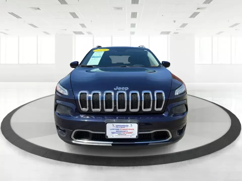 2016 Jeep Cherokee Limited (1C4PJMDB9GW) with an 2.4L L4 DOHC 16V engine, 9A transmission, located at 1184 Kauffman Ave, Fairborn, OH, 45324, (937) 908-9800, 39.807072, -84.030914 - Weekend escapes to John Bryan State Park, snowy commutes to Wright-Patterson AFB, or a comfortable daily run down I675-this 2016 Jeep Cherokee Limited is built for the Fairborn lifestyle. With confident AWD capability, a refined interior, and smart tech for navigation and connectivity, it's a great - Photo#7