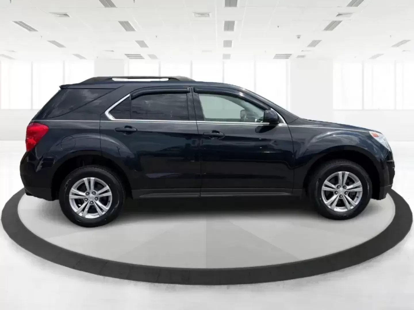 2013 Chevrolet Equinox 1LT (2GNFLEE3XD6) with an 3.6L V6 DOHC 24V engine, 6-Speed Automatic transmission, located at 1230 East Main St, Xenia, OH, 45385, (937) 908-9800, 39.688026, -83.910172 - Whether you're shuttling kids to practice, commuting down US-35, or loading up for a weekend at Caesar Creek State Park, this 2013 Chevrolet Equinox 1LT is the kind of SUV that fits real life in Xenia. With confident capability, flexible cargo space, and everyday comfort, it's a smart pick for drive - Photo#1