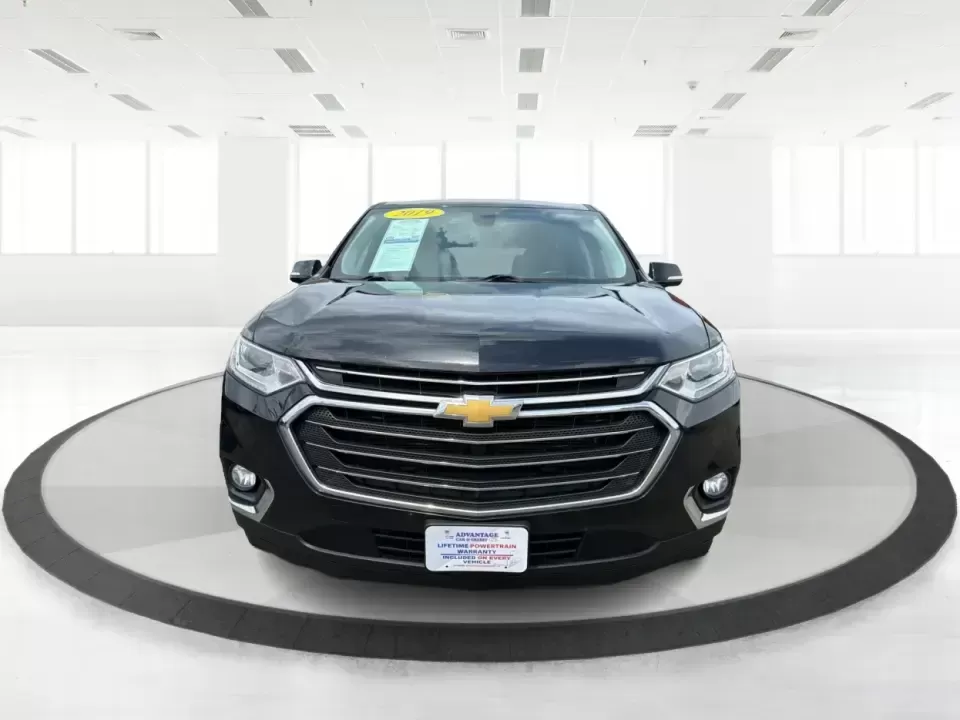 2019 Chevrolet Traverse 3LT (1GNERHKW6KJ) with an 3.6L V-6 gasoline direct injection engine, 9A transmission, located at 1230 East Main St, Xenia, OH, 45385, (937) 908-9800, 39.688026, -83.910172 - Load up the kids, the groceries, and the gear-then head from weekday school drop-offs to weekend road trips without feeling cramped. This 2019 Chevrolet Traverse 3LT is built for real life in Xenia, with three-row flexibility, confident V6 power, and the kind of comfort features that make long drive - Photo#7