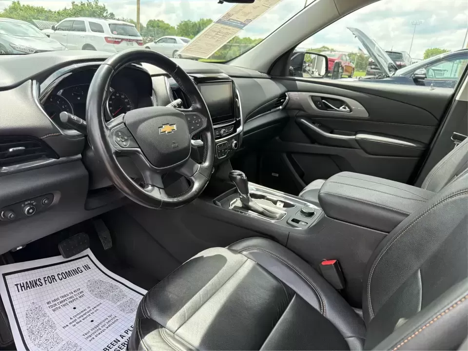 2019 Chevrolet Traverse 3LT (1GNERHKW6KJ) with an 3.6L V-6 gasoline direct injection engine, 9A transmission, located at 1230 East Main St, Xenia, OH, 45385, (937) 908-9800, 39.688026, -83.910172 - Load up the kids, the groceries, and the gear-then head from weekday school drop-offs to weekend road trips without feeling cramped. This 2019 Chevrolet Traverse 3LT is built for real life in Xenia, with three-row flexibility, confident V6 power, and the kind of comfort features that make long drive - Photo#9