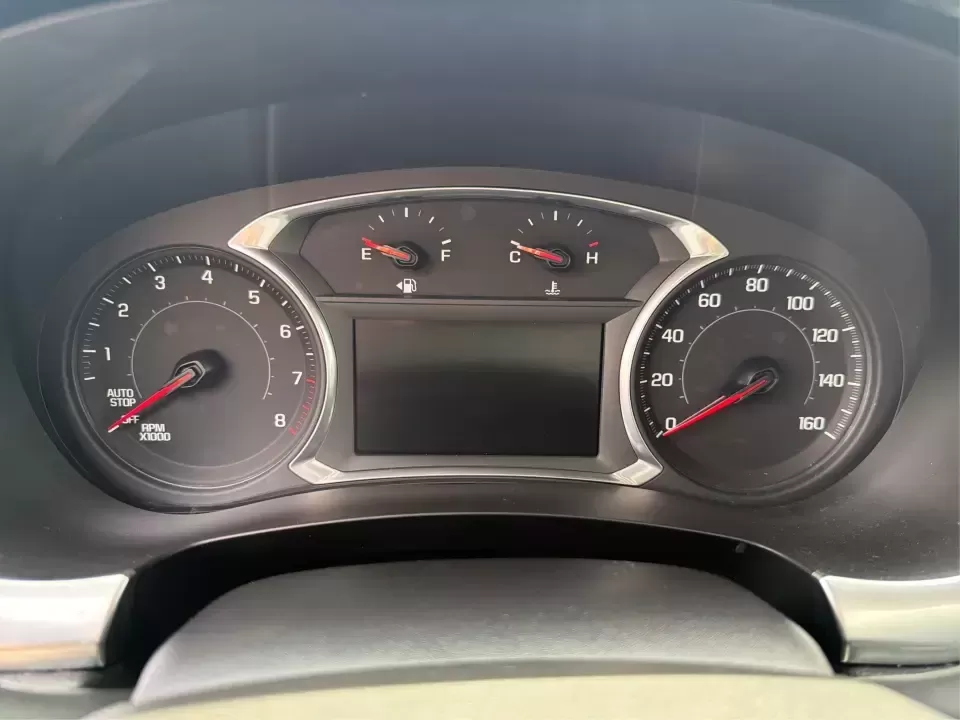 2019 Chevrolet Traverse 3LT (1GNERHKW6KJ) with an 3.6L V-6 gasoline direct injection engine, 9A transmission, located at 1230 East Main St, Xenia, OH, 45385, (937) 908-9800, 39.688026, -83.910172 - Load up the kids, the groceries, and the gear-then head from weekday school drop-offs to weekend road trips without feeling cramped. This 2019 Chevrolet Traverse 3LT is built for real life in Xenia, with three-row flexibility, confident V6 power, and the kind of comfort features that make long drive - Photo#15
