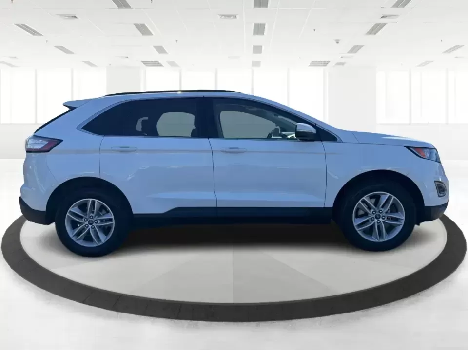 2018 Ford Edge SEL AWD (2FMPK4J89JB) with an 3.5L V6 DOHC 24V engine, 6A transmission, located at 1184 Kauffman Ave, Fairborn, OH, 45324, (937) 908-9800, 39.807072, -84.030914 - Pack up the family, cue up your favorite playlist, and head out for a weekend at Wright-Patterson AFB Museum or a quick escape to John Bryan State Park-this 2018 Ford Edge SEL is the kind of midsize SUV that fits real life in Fairborn. With confident traction for Ohio's changing seasons and a comfor - Photo#1