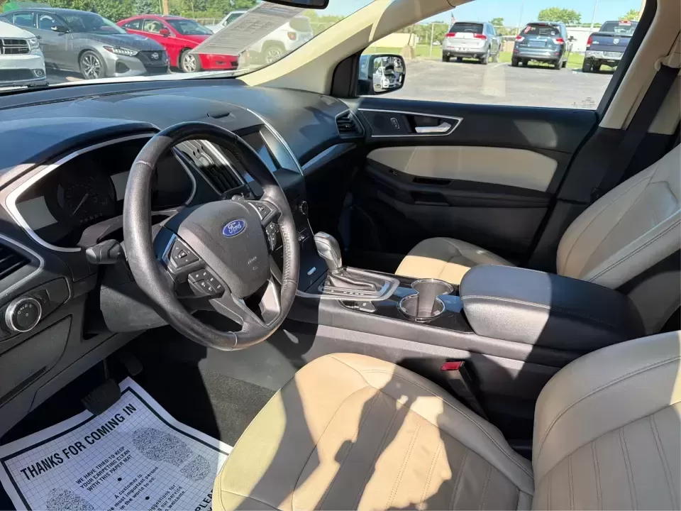 2018 Ford Edge SEL AWD (2FMPK4J89JB) with an 3.5L V6 DOHC 24V engine, 6A transmission, located at 1184 Kauffman Ave, Fairborn, OH, 45324, (937) 908-9800, 39.807072, -84.030914 - Pack up the family, cue up your favorite playlist, and head out for a weekend at Wright-Patterson AFB Museum or a quick escape to John Bryan State Park-this 2018 Ford Edge SEL is the kind of midsize SUV that fits real life in Fairborn. With confident traction for Ohio's changing seasons and a comfor - Photo#9