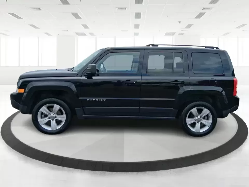 2016 Jeep Patriot Latitude 4WD (1C4NJRFB0GD) with an 2.4L L4 DOHC 16V engine, located at 1230 East Main St, Xenia, OH, 45385, (937) 908-9800, 39.688026, -83.910172 - Weekday commute down US-35, school drop-offs near Shawnee Park, and spontaneous weekend escapes to Caesar Creek State Park-this 2016 Jeep Patriot Latitude is built for the kind of Ohio lifestyle that mixes practical errands with let's get out of town freedom. Finished in Black Clearcoat and sized ju - Photo#5