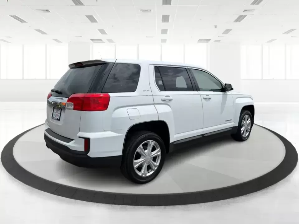 2017 GMC Terrain SLE-1 (2GKALMEK8H6) with an ECOTEC 2.4L I-4 gasoline direct injection engine, 6A transmission, located at 1230 East Main St, Xenia, OH, 45385, (937) 908-9800, 39.688026, -83.910172 - If your week includes school drop-offs, a long commute down US-35, and the occasional weekend escape to John Bryan State Park or Yellow Springs, this 2017 GMC Terrain SLE-1 is the kind of SUV that fits real life-roomy, comfortable, and ready for errands, road trips, and everything in between. Finish - Photo#2