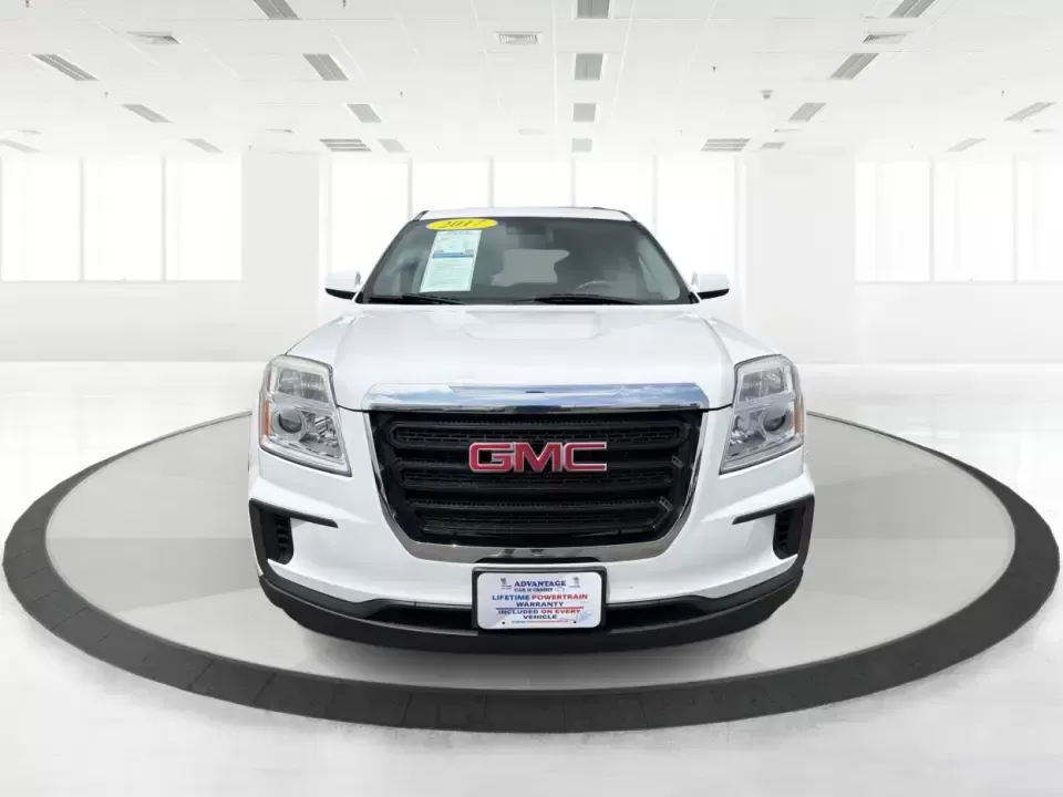 2017 GMC Terrain SLE-1 (2GKALMEK8H6) with an ECOTEC 2.4L I-4 gasoline direct injection engine, 6A transmission, located at 1230 East Main St, Xenia, OH, 45385, (937) 908-9800, 39.688026, -83.910172 - If your week includes school drop-offs, a long commute down US-35, and the occasional weekend escape to John Bryan State Park or Yellow Springs, this 2017 GMC Terrain SLE-1 is the kind of SUV that fits real life-roomy, comfortable, and ready for errands, road trips, and everything in between. Finish - Photo#7