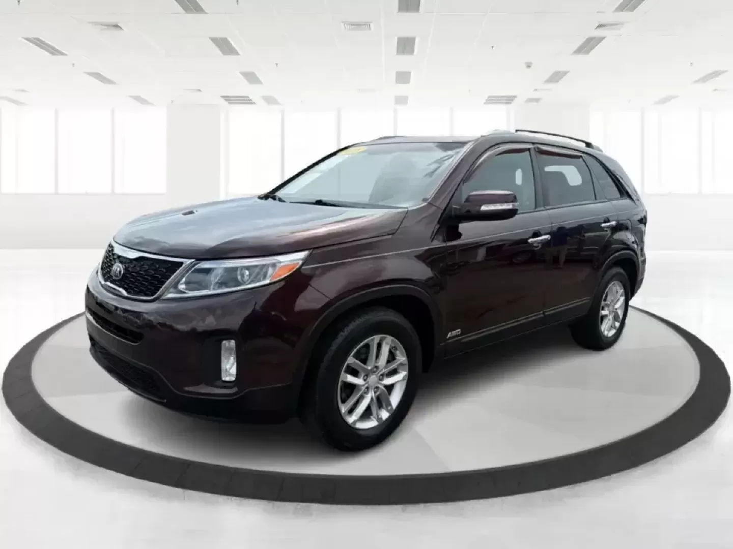 2015 Kia Sorento LX (5XYKTCA66FG) with an 2.4L I-4 gasoline direct injection engine, 6-Speed Automatic transmission, located at 401 Woodman Dr, Riverside, OH, 45431, (937) 908-9800, 39.760899, -84.123421 - Pack up the kids, load the cooler, and point the GPS toward your next weekend escape-this 2015 Kia Sorento LX in Dark Cherry is the kind of practical SUV that fits real-life routines in Riverside, Ohio. Whether you're juggling school drop-offs, commuting down I-675, or heading out for a day at Caril - Photo#8