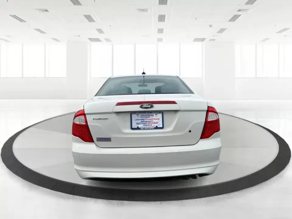 2012 Ford Fusion S (3FAHP0GA0CR) with an 2.5L L4 DOHC 16V engine, located at 1099 N County Rd 25A , Troy, OH, 45373, (937) 908-9800, 40.057079, -84.212883 - Need a reliable commuter that still feels comfortable for weekend getaways and everyday errands around Troy? This 2012 Ford Fusion S sedan is a smart pick for drivers who want a dependable, easy-to-live-with car for trips down I75, quick runs to the Troy Community Center, or relaxed evenings cruisin - Photo#3