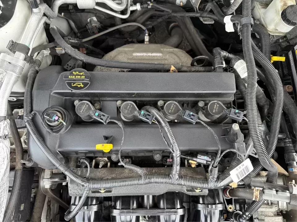 2012 Ford Fusion S (3FAHP0GA0CR) with an 2.5L L4 DOHC 16V engine, located at 1099 N County Rd 25A , Troy, OH, 45373, (937) 908-9800, 40.057079, -84.212883 - Need a reliable commuter that still feels comfortable for weekend getaways and everyday errands around Troy? This 2012 Ford Fusion S sedan is a smart pick for drivers who want a dependable, easy-to-live-with car for trips down I75, quick runs to the Troy Community Center, or relaxed evenings cruisin - Photo#11