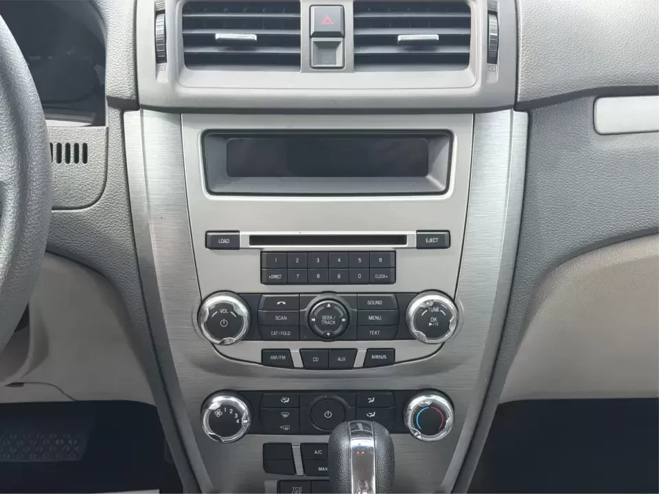 2012 Ford Fusion S (3FAHP0GA0CR) with an 2.5L L4 DOHC 16V engine, located at 1099 N County Rd 25A , Troy, OH, 45373, (937) 908-9800, 40.057079, -84.212883 - Need a reliable commuter that still feels comfortable for weekend getaways and everyday errands around Troy? This 2012 Ford Fusion S sedan is a smart pick for drivers who want a dependable, easy-to-live-with car for trips down I75, quick runs to the Troy Community Center, or relaxed evenings cruisin - Photo#13