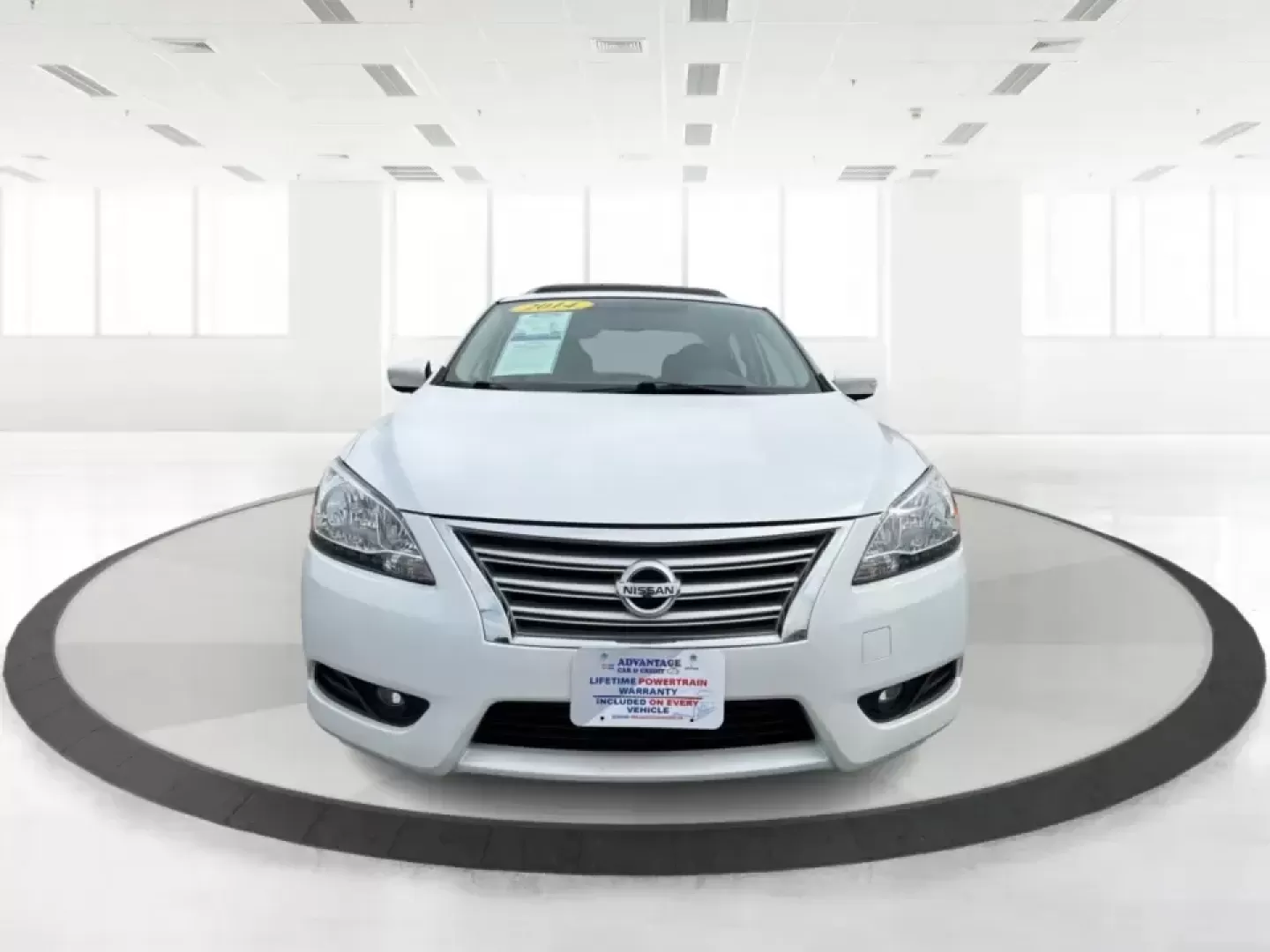 2014 Nissan Sentra SL (3N1AB7AP6EY) with an 1.8L I-4 DOHC engine, 6-Speed Manual transmission, located at 1099 N County Rd 25A , Troy, OH, 45373, (937) 908-9800, 40.057079, -84.212883 - Need a dependable commuter that's easy to park downtown, sips regular unleaded, and still feels comfortable for weekend getaways? This 2014 Nissan Sentra SL in Aspen White is a smart pick for Troy-area drivers who want a practical sedan with upscale touches and a driver-engaged feel thanks to its 6- - Photo#7