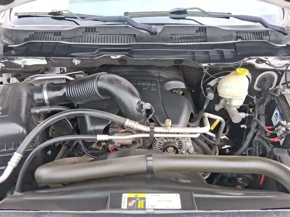 2016 Ram 1500 Big Horn (1C6RR7GTXGS) with an 5.7L V8 OHV 16V engine, 6A transmission, located at 4508 South Dixie Dr, Moraine, OH, 45439, (937) 908-9800, 39.689976, -84.218452 - Need a truck that can handle weekday work, weekend towing, and family errands without feeling like a stripped-down fleet vehicle? This 2016 Ram 1500 Big Horn Quad Cab in Bright White Clearcoat is built for real life in Moraine-whether you're hauling gear down South Dixie Drive, heading toward I-75 f - Photo#11