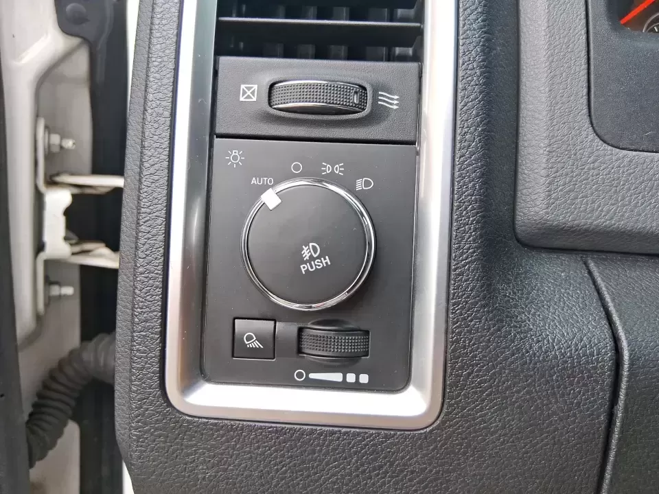 2016 Ram 1500 Big Horn (1C6RR7GTXGS) with an 5.7L V8 OHV 16V engine, 6A transmission, located at 4508 South Dixie Dr, Moraine, OH, 45439, (937) 908-9800, 39.689976, -84.218452 - Need a truck that can handle weekday work, weekend towing, and family errands without feeling like a stripped-down fleet vehicle? This 2016 Ram 1500 Big Horn Quad Cab in Bright White Clearcoat is built for real life in Moraine-whether you're hauling gear down South Dixie Drive, heading toward I-75 f - Photo#16