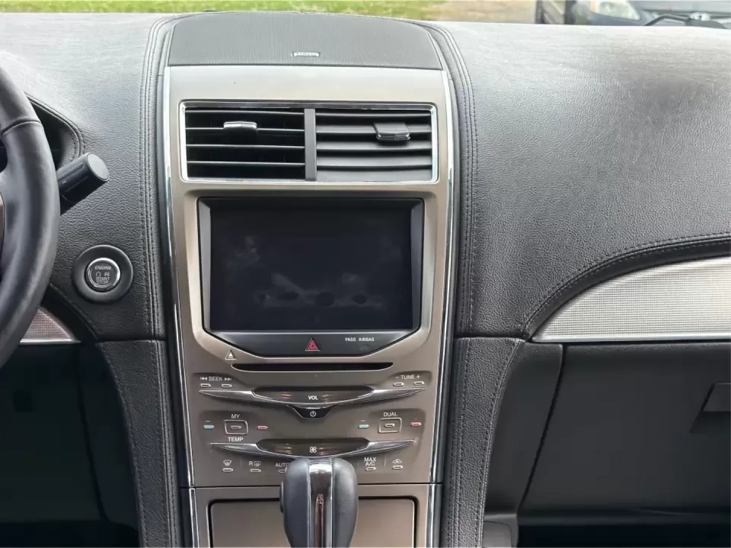 2012 Lincoln MKX Base (2LMDJ8JK1CB) with an 3.7L V6 DOHC 24V engine, 6-Speed Automatic transmission, located at 401 Woodman Dr, Riverside, OH, 45431, (937) 908-9800, 39.760899, -84.123421 - Need a comfortable, confident SUV for daily commuting to Wright-Patterson AFB, school drop-offs in Beavercreek, and weekend runs to The Greene or Carillon Historical Park? This 2012 Lincoln MKX Base in classic Silver delivers the kind of quiet ride, upscale comfort, and V6 power that makes errands f - Photo#12