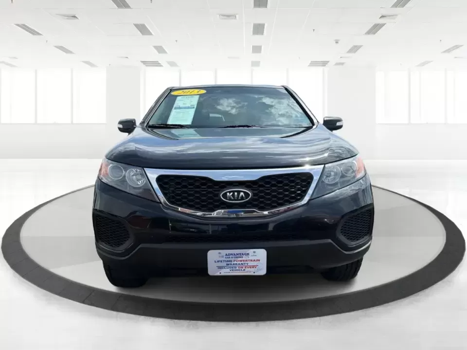 2013 Kia Sorento LX (5XYKTCA63DG) with an 2.4L I-4 gasoline direct injection engine, 6-Speed Automatic transmission, located at 1230 East Main St, Xenia, OH, 45385, (937) 908-9800, 39.688026, -83.910172 - Ready for school drop-offs, long commutes to Dayton, and spontaneous weekend getaways to John Bryan State Park, this 2013 Kia Sorento LX is the kind of SUV that fits real life in Greene County. With confident SUV versatility, a roomy cabin, and practical features for everyday comfort, it's a smart p - Photo#7