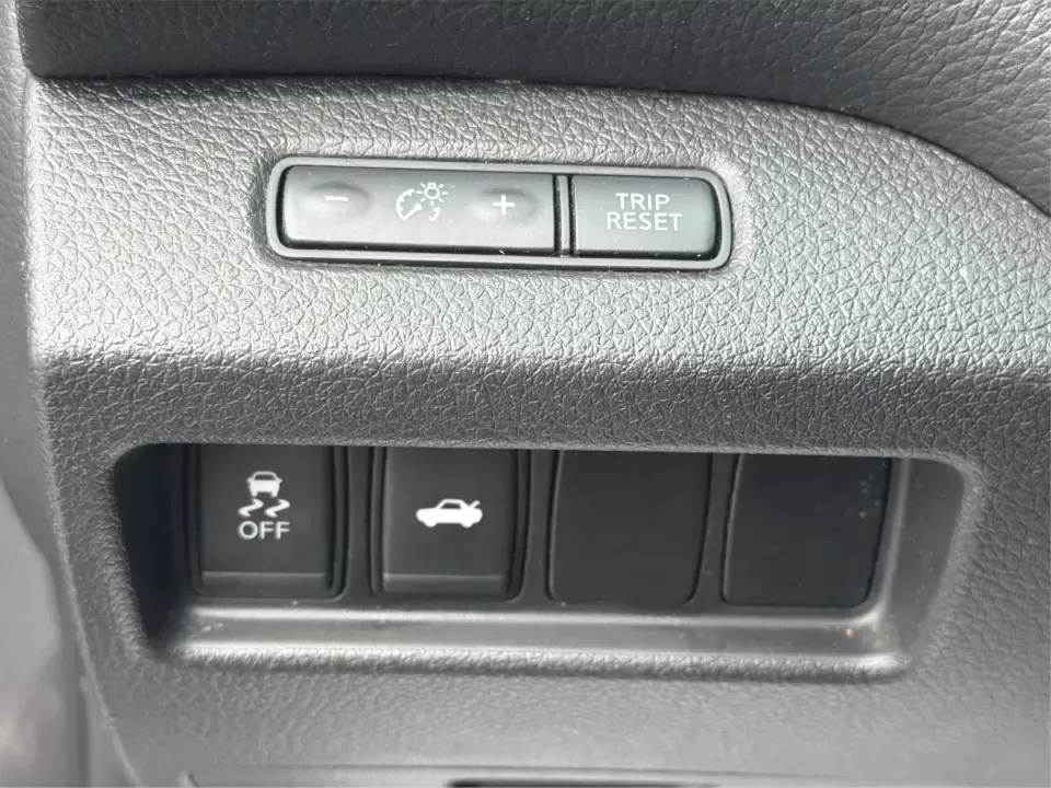 2013 Nissan Altima 2.5 S (1N4AL3AP8DC) with an 2.5L L4 DOHC 16V engine, located at 401 Woodman Dr, Riverside, OH, 45431, (937) 908-9800, 39.760899, -84.123421 - Need a smart, comfortable commuter that can also handle weekend plans without draining your budget? This **2013 Nissan Altima 2.5 S** in **Metallic Slate** is a practical sedan for Riverside-area drivers who want a smooth daily drive to work, easy errands around town, and solid highway mileage for r - Photo#17