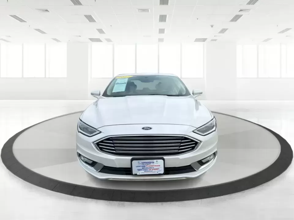 2017 Ford Fusion SE AWD (3FA6P0T99HR) with an 2.0L L4 DOHC 16V engine, 6A transmission, located at 1230 East Main St, Xenia, OH, 45385, (937) 908-9800, 39.688026, -83.910172 - Need a dependable sedan for the daily drive from Xenia to Beavercreek, Wright-Patterson AFB, or downtown Dayton-while still being comfortable enough for weekend trips to John Bryan State Park or a night out near the Greene? This 2017 Ford Fusion SE in Oxford White is a smart, commuter-friendly choic - Photo#7