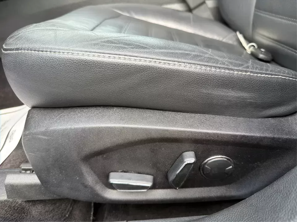 2017 Ford Fusion SE AWD (3FA6P0T99HR) with an 2.0L L4 DOHC 16V engine, 6A transmission, located at 1230 East Main St, Xenia, OH, 45385, (937) 908-9800, 39.688026, -83.910172 - Need a dependable sedan for the daily drive from Xenia to Beavercreek, Wright-Patterson AFB, or downtown Dayton-while still being comfortable enough for weekend trips to John Bryan State Park or a night out near the Greene? This 2017 Ford Fusion SE in Oxford White is a smart, commuter-friendly choic - Photo#18