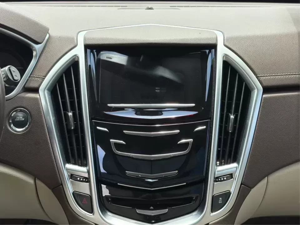 2015 Cadillac SRX Luxury Collection (3GYFNEE39FS) with an 3.6L V-6 gasoline direct injection engine, 6-Speed Automatic transmission, located at 401 Woodman Dr, Riverside, OH, 45431, (937) 908-9800, 39.760899, -84.123421 - 2015 Cadillac SRX Luxury Collection - Photo#13