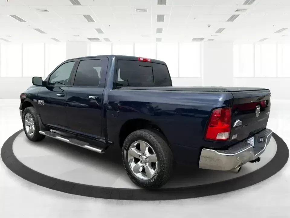 2016 Ram 1500 Big Horn (3C6RR7LT3GG) with an 5.7L V8 OHV 16V engine, 6A transmission, located at 401 Woodman Dr, Riverside, OH, 45431, (937) 908-9800, 39.760899, -84.123421 - Weekend projects, lake-day getaways, and winter commutes across the Miami Valley all get easier when you've got a full-size 4x4 that can haul, tow, and keep everyone comfortable. This **2016 Ram 1500 Big Horn Crew Cab 4WD** in eye-catching **True Blue Pearlcoat** is built for the Riverside, OH lifes - Photo#4