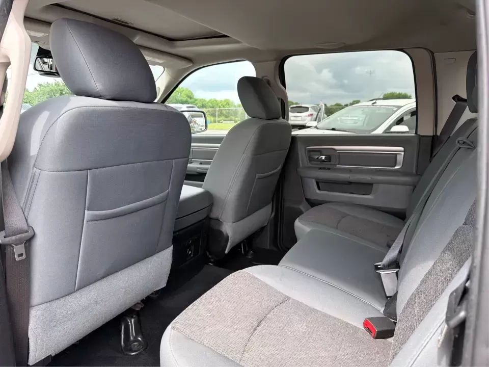 2016 Ram 1500 Big Horn (3C6RR7LT3GG) with an 5.7L V8 OHV 16V engine, 6A transmission, located at 401 Woodman Dr, Riverside, OH, 45431, (937) 908-9800, 39.760899, -84.123421 - Weekend projects, lake-day getaways, and winter commutes across the Miami Valley all get easier when you've got a full-size 4x4 that can haul, tow, and keep everyone comfortable. This **2016 Ram 1500 Big Horn Crew Cab 4WD** in eye-catching **True Blue Pearlcoat** is built for the Riverside, OH lifes - Photo#10