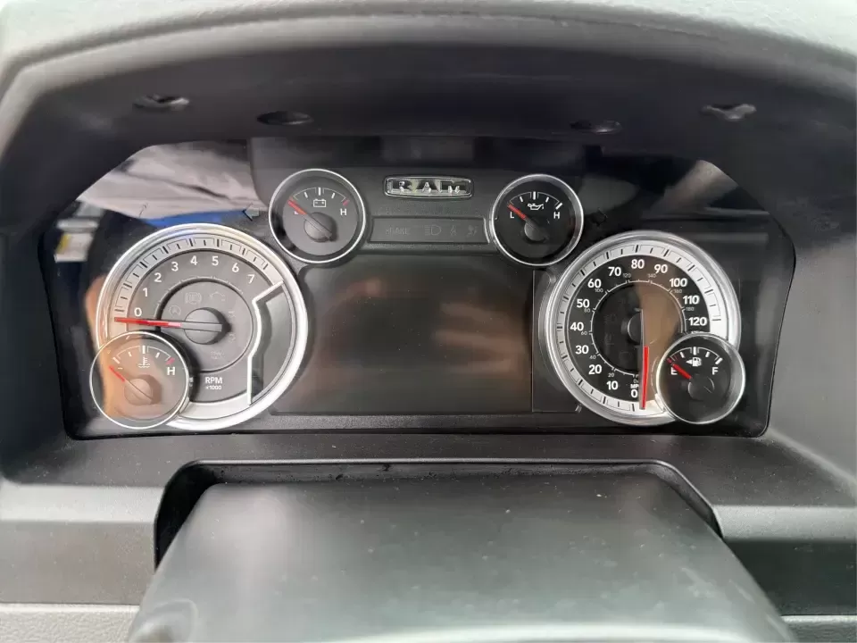 2016 Ram 1500 Big Horn (3C6RR7LT3GG) with an 5.7L V8 OHV 16V engine, 6A transmission, located at 401 Woodman Dr, Riverside, OH, 45431, (937) 908-9800, 39.760899, -84.123421 - Weekend projects, lake-day getaways, and winter commutes across the Miami Valley all get easier when you've got a full-size 4x4 that can haul, tow, and keep everyone comfortable. This **2016 Ram 1500 Big Horn Crew Cab 4WD** in eye-catching **True Blue Pearlcoat** is built for the Riverside, OH lifes - Photo#14