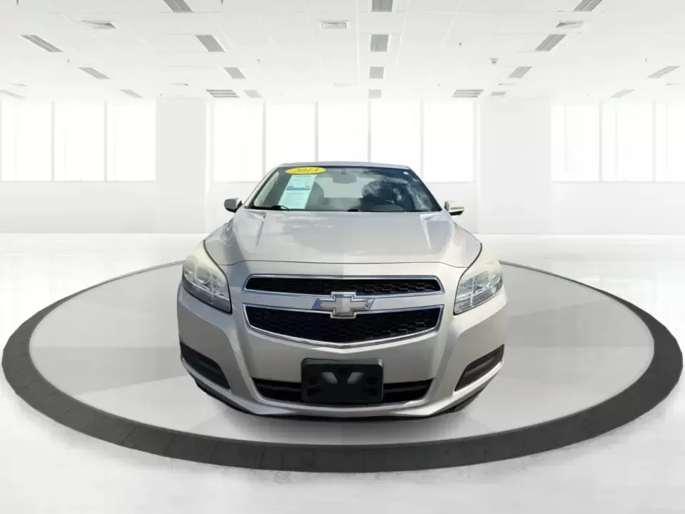 2013 Chevrolet Malibu 1LT (1G11C5SA8DF) with an ECOTEC 2.5L I-4 gasoline direct injection engine, 6-Speed Automatic transmission, located at 4508 South Dixie Dr, Moraine, OH, 45439, (937) 908-9800, 39.689976, -84.218452 - Need a dependable commuter that still feels comfortable for date night in the Oregon District or a quick weekend escape out toward Caesar Creek? This 2013 Chevrolet Malibu 1LT sedan is built for real-life driving in Moraine and the greater Dayton area-easy to park, smooth on I75, and efficient enoug - Photo#7