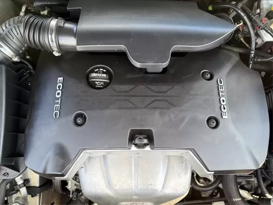 2013 Chevrolet Malibu 1LT (1G11C5SA8DF) with an ECOTEC 2.5L I-4 gasoline direct injection engine, 6-Speed Automatic transmission, located at 4508 South Dixie Dr, Moraine, OH, 45439, (937) 908-9800, 39.689976, -84.218452 - Need a dependable commuter that still feels comfortable for date night in the Oregon District or a quick weekend escape out toward Caesar Creek? This 2013 Chevrolet Malibu 1LT sedan is built for real-life driving in Moraine and the greater Dayton area-easy to park, smooth on I75, and efficient enoug - Photo#11