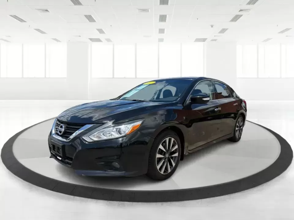 2017 Nissan Altima 2.5 S (1N4AL3AP8HC) with an 2.5L L4 DOHC 16V engine, CVT transmission, located at 4508 South Dixie Dr, Moraine, OH, 45439, (937) 908-9800, 39.689976, -84.218452 - Need a reliable daily driver for I-75 commutes, Wright-Patterson AFB runs, or quick family errands around Dayton? This 2017 Nissan Altima 2.5 SV in Super Black is a smart, comfortable sedan that fits real life in Moraine-easy to park, efficient to live with, and roomy enough for carpools, groceries, - Photo#8
