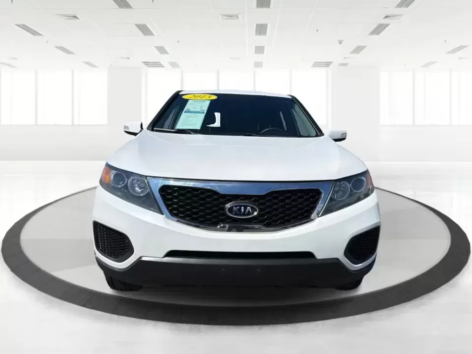 2013 Kia Sorento LX (5XYKT3A17DG) with an 2.4L I-4 DOHC engine, 6-Speed Automatic transmission, located at 401 Woodman Dr, Riverside, OH, 45431, (937) 908-9800, 39.760899, -84.123421 - Pack up the kids, load the groceries, or point the GPS toward a weekend getaway-this 2013 Kia Sorento LX is the kind of practical SUV that fits real life in Riverside, Ohio. With confident road manners for daily commuting and flexible space for road trips, it's a smart choice for growing families, b - Photo#7