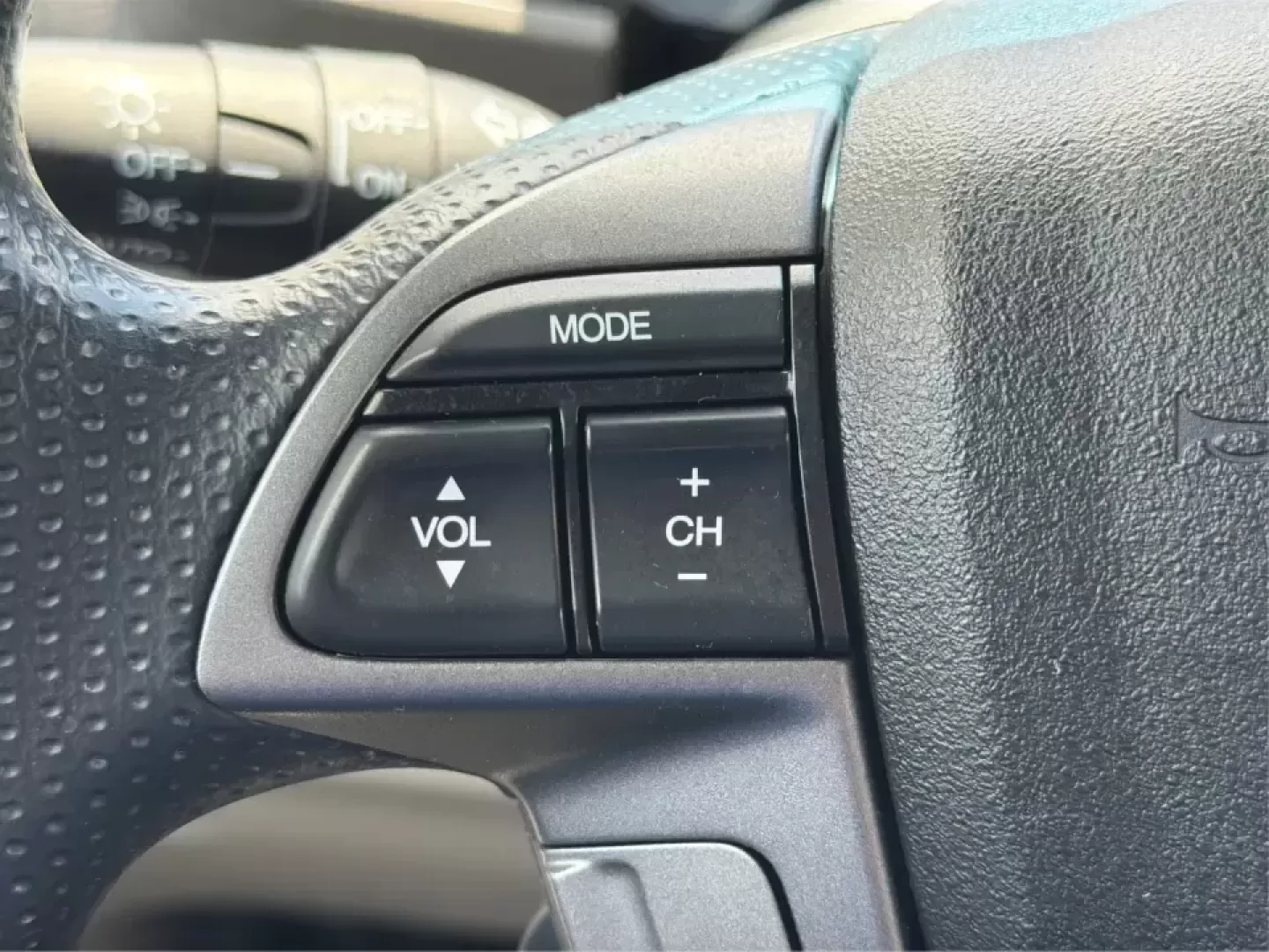2012 Honda Pilot EX 4WD 5-Spd AT (5FNYF4H46CB) with an 3.5L V6 SOHC 24V engine, 5-Speed Automatic transmission, located at 401 Woodman Dr, Riverside, OH, 45431, (937) 908-9800, 39.760899, -84.123421 - Picture your next Ohio weekend: the kids packed up, coolers in the back, and plenty of room for friends-then cruising from Piqua to Indian Lake or over to Dayton without feeling cramped. This 2012 Honda Pilot EX 4WD is built for real life, whether you're tackling school drop-offs, long commutes on I - Photo#16