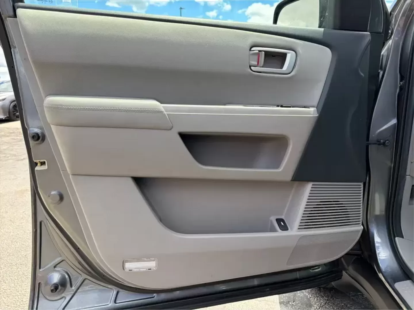 2012 Honda Pilot EX 4WD 5-Spd AT (5FNYF4H46CB) with an 3.5L V6 SOHC 24V engine, 5-Speed Automatic transmission, located at 401 Woodman Dr, Riverside, OH, 45431, (937) 908-9800, 39.760899, -84.123421 - Picture your next Ohio weekend: the kids packed up, coolers in the back, and plenty of room for friends-then cruising from Piqua to Indian Lake or over to Dayton without feeling cramped. This 2012 Honda Pilot EX 4WD is built for real life, whether you're tackling school drop-offs, long commutes on I - Photo#19