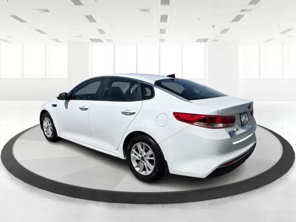 2017 Kia Optima LX (5XXGT4L35HG) with an 2.4L L4 DOHC 16V engine, 6A transmission, located at 8750 N County Rd 25A, Piqua, OH, 45356, (937) 908-9800, 40.164391, -84.232513 - Set up for real life in West Central Ohio-whether you're commuting daily on I-75, running kids to activities around Piqua and Troy, or planning a comfortable weekend drive to the Miami County Fairgrounds-this 2017 Kia Optima LX is the kind of sedan that makes everyday miles feel easier and more enjo - Photo#4