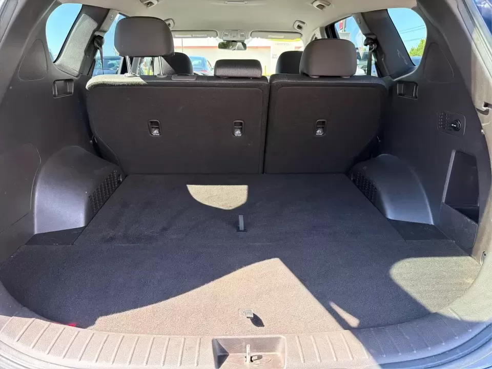 2019 Hyundai Santa Fe SE 2.4 AWD (5NMS2CAD6KH) with an 2.4L L4 DOHC 16V engine, 8A transmission, located at 1951 S Dayton Lakeview Rd., New Carlisle, OH, 45344, (937) 908-9800, 39.890999, -84.050255 - Pack up the kids, load the cooler, and point the GPS toward a weekend at George Rogers Clark Park or a quick getaway to Buck Creek State Park-this 2019 Hyundai Santa Fe SE is the kind of SUV that fits real life in New Carlisle. Whether you're juggling school drop-offs, commuting down I70 toward Dayt - Photo#12