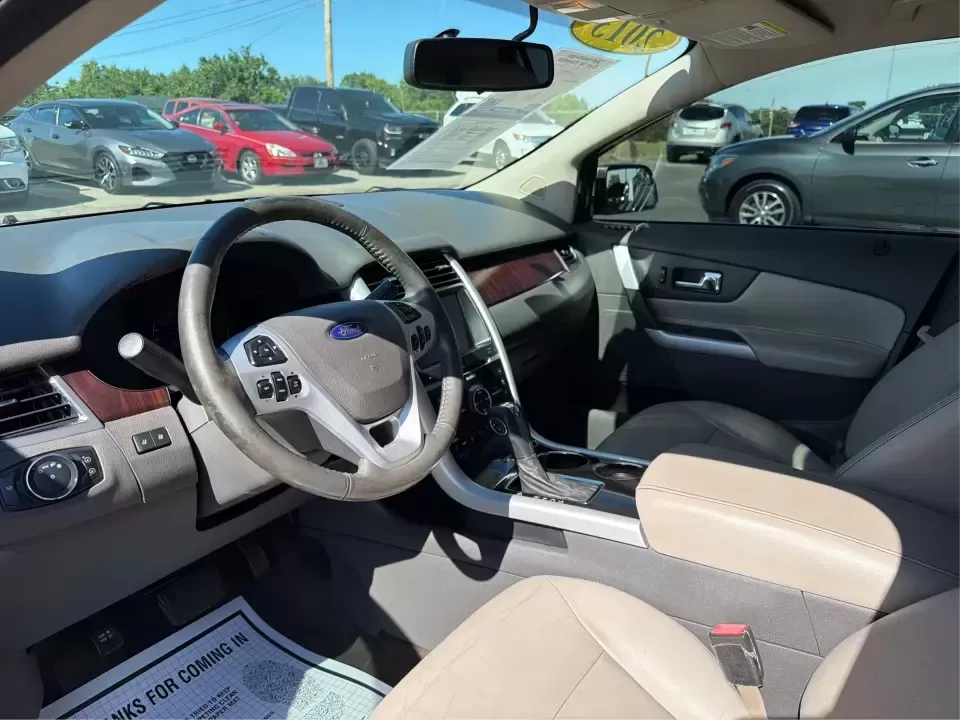 2013 Ford Edge Limited (2FMDK4KC2DB) with an 3.5L V-6 DOHC engine, 6-Speed Automatic transmission, located at 1951 S Dayton Lakeview Rd., New Carlisle, OH, 45344, (937) 908-9800, 39.890999, -84.050255 - 2013 Ford Edge Limited - Photo#9