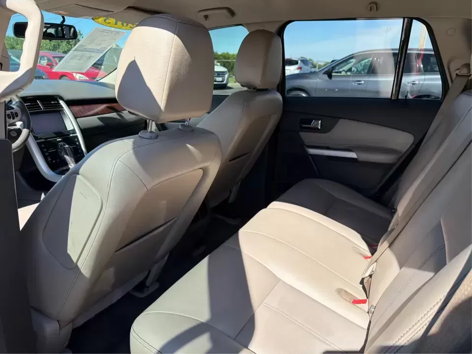2013 Ford Edge Limited (2FMDK4KC2DB) with an 3.5L V-6 DOHC engine, 6-Speed Automatic transmission, located at 1951 S Dayton Lakeview Rd., New Carlisle, OH, 45344, (937) 908-9800, 39.890999, -84.050255 - 2013 Ford Edge Limited - Photo#10