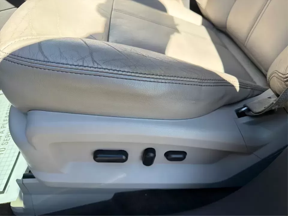 2013 Ford Edge Limited AWD (2FMDK4KC2DB) with an 3.5L V6 DOHC 24V engine, 6-Speed Automatic transmission, located at 880 E. National Road, Vandalia, OH, 45377, (937) 908-9800, 39.891918, -84.183594 - Need one SUV that can handle the school run in the morning, a comfortable I75 commute at lunch, and a weekend getaway to Taylorsville MetroPark by Saturday? This 2013 Ford Edge Limited AWD is built for real life in Vandalia, Ohio-roomy for five, confident in changing Midwest weather, and refined eno - Photo#18