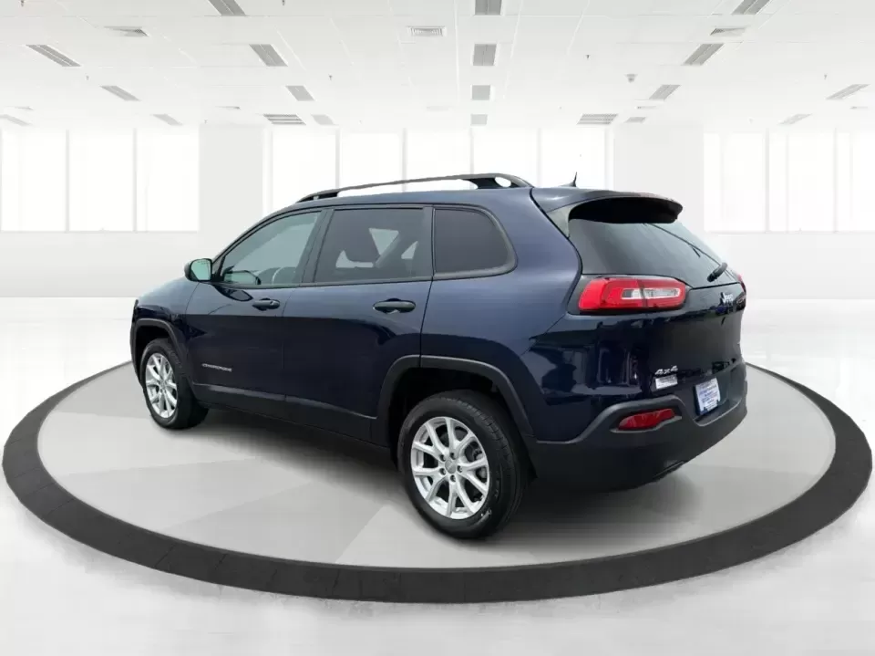 2016 Jeep Cherokee Sport 4WD (1C4PJMAB0GW) with an 2.4L L4 DOHC 16V engine, 9A transmission, located at 880 E. National Road, Vandalia, OH, 45377, (937) 908-9800, 39.891918, -84.183594 - Weekend getaways, winter commutes, and everyday kid-and-gear duty all feel easier in a capable SUV-and this **2016 Jeep Cherokee Sport 4WD** is built for drivers around **Vandalia, Ohio** who want confident traction, practical space, and comfort without stepping into a huge vehicle. Whether you're h - Photo#4