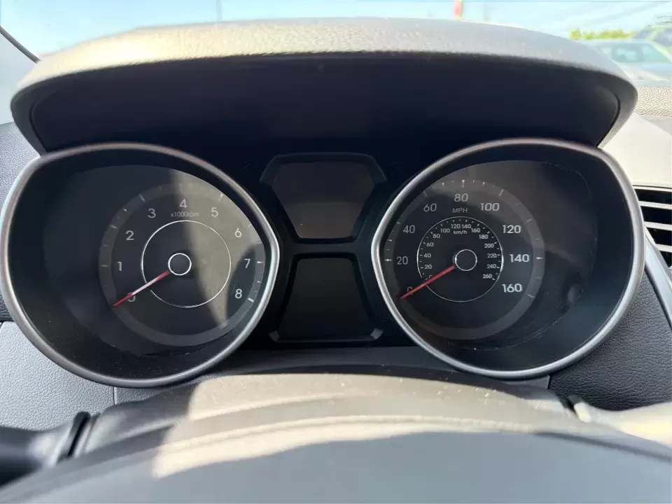 2016 Hyundai Elantra Limited (5NPDH4AE8GH) with an 1.8L L4 DOHC 16V engine, 6-Speed Automatic transmission, located at 1230 East Main St, Xenia, OH, 45385, (937) 908-9800, 39.688026, -83.910172 - Need a dependable commuter that still feels upscale for date night in downtown Xenia, quick school drop-offs, and weekend runs to Caesar Creek? This 2016 Hyundai Elantra Limited in Phantom Black is a smart, budget-friendly sedan built for daily life in Greene County-easy to park, comfortable for fiv - Photo#15
